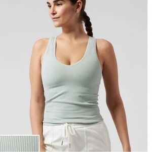 athleta aurora tank